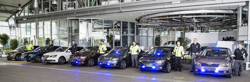 Sedm vozů Škoda Superb pro dopravní policii
